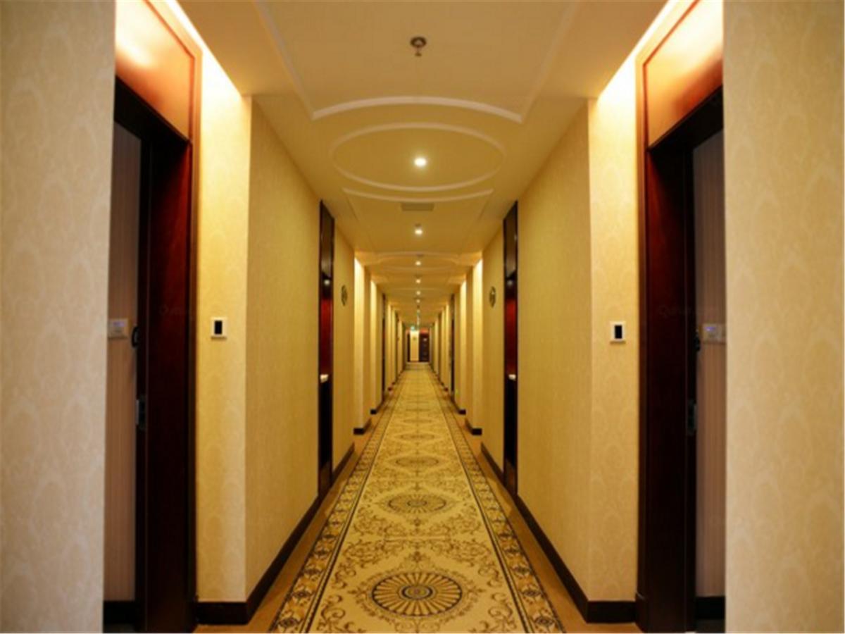Vienna International Hotel Shanghai Pudong Huinan Esterno foto